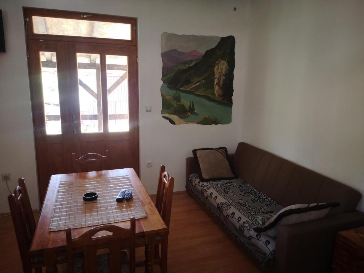 Vikendica Kod Brice Apartment Jevtici